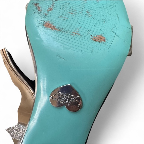 Betsey Johnson Silver Glitter Block Heels size 8 - Picture 5 of 6